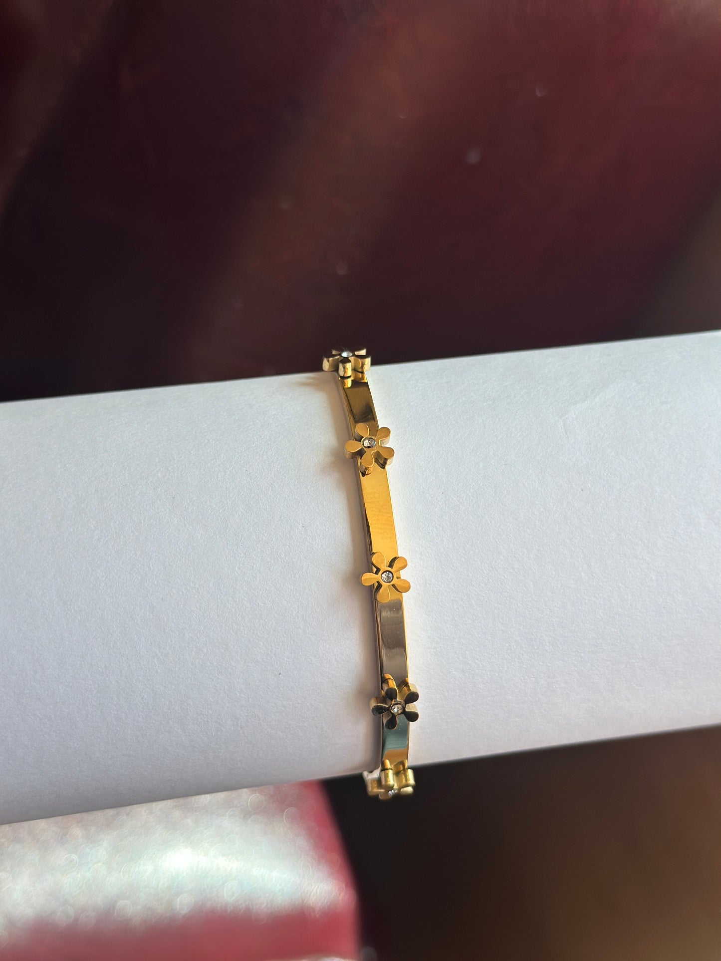 Flower & Bar Link Gold Bracelet