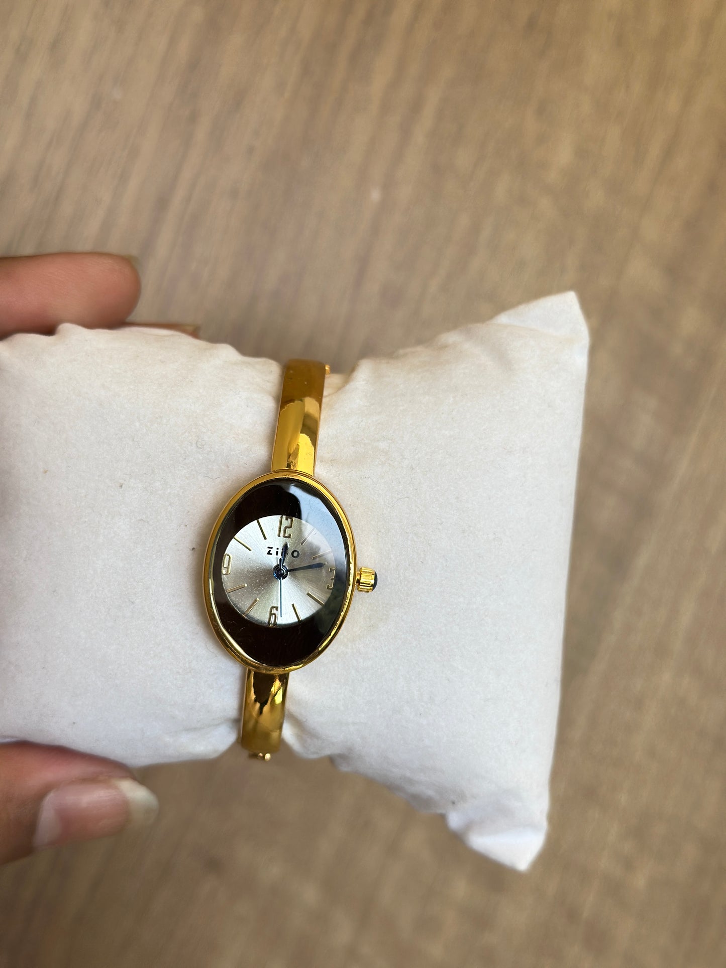 Zido Oval Gold Bangle Watch