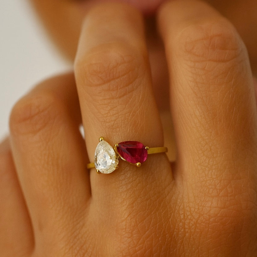 Toi et Moi Pear Ring