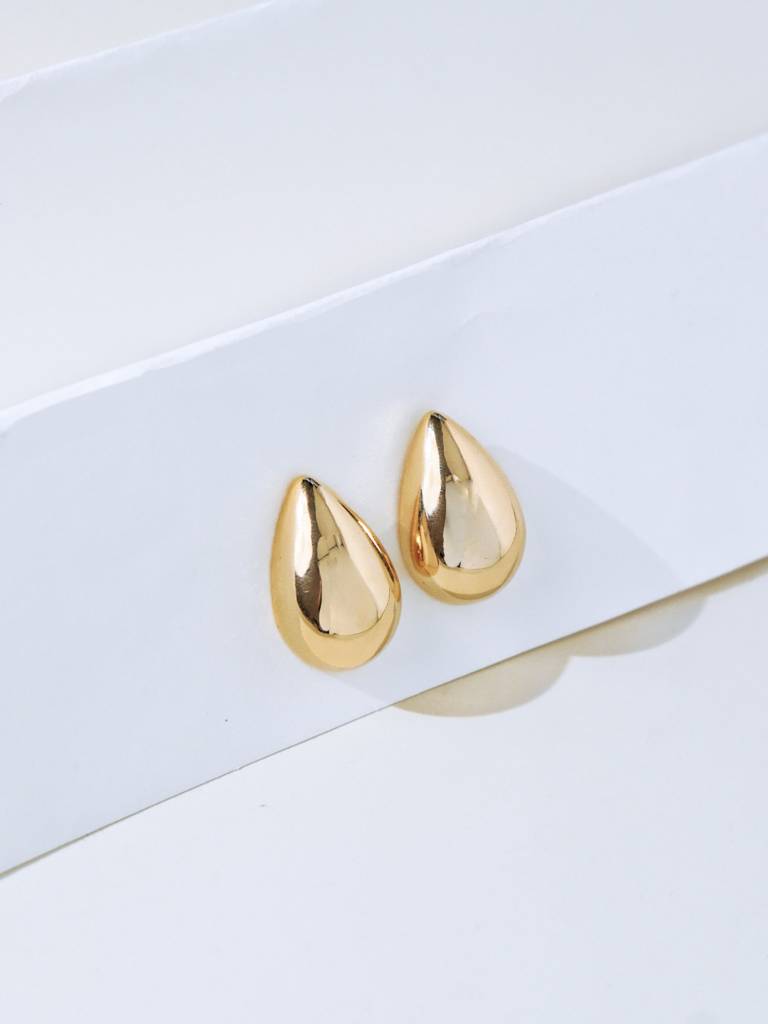 Sweet Gold Teardrop Stud Earrings