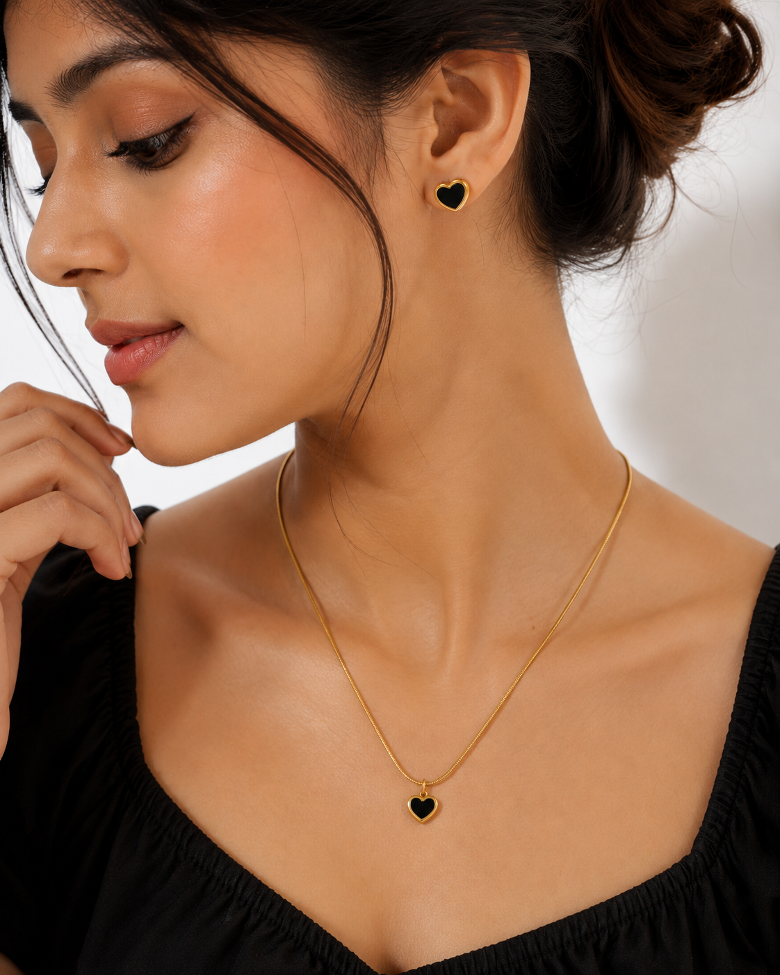 Heart Outline Cabochon Pendant Necklace Set