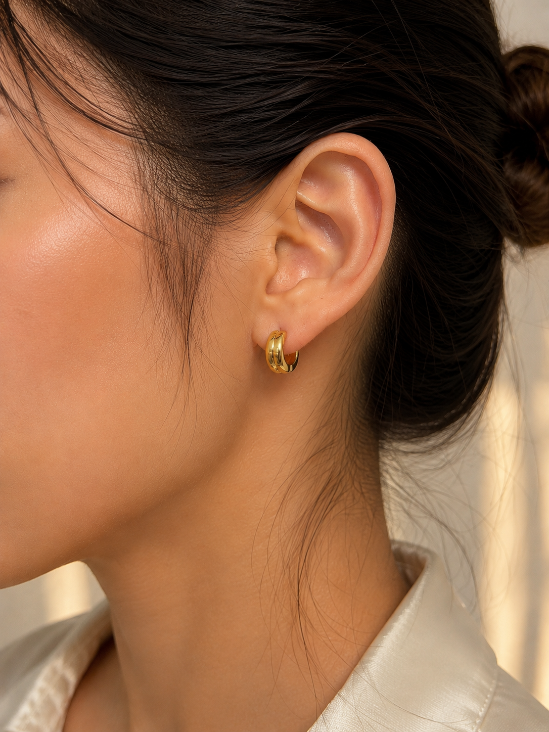 Wide Ribbed Hoop Earrings
