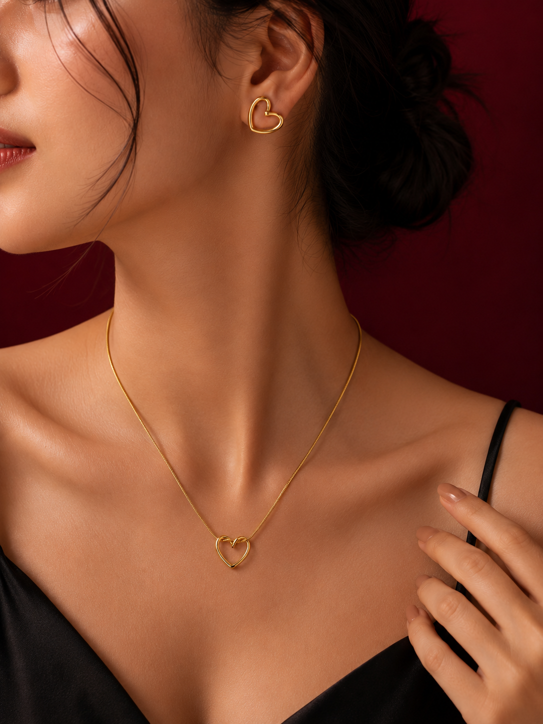 Open Heart Pendant Necklace Set