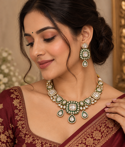Panna Noor Necklace Set