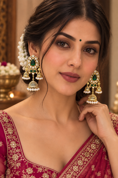 Almas Earrings