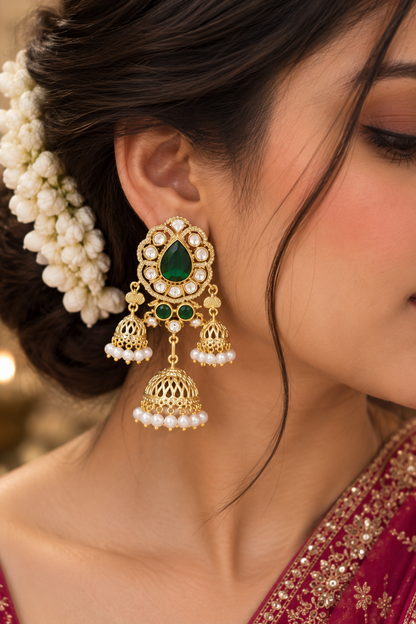 Almas Earrings