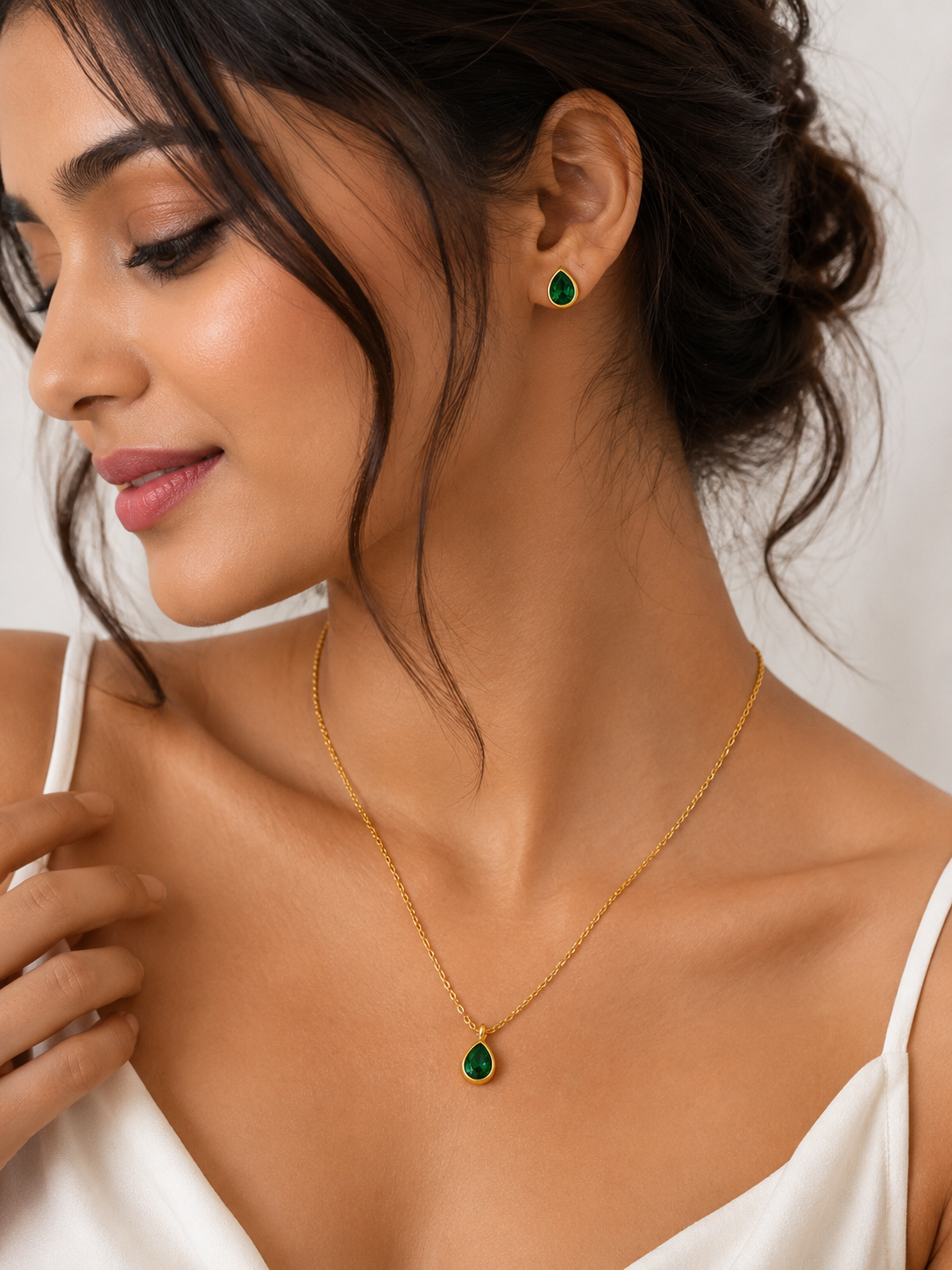 Teardrop Pendant Necklace Set