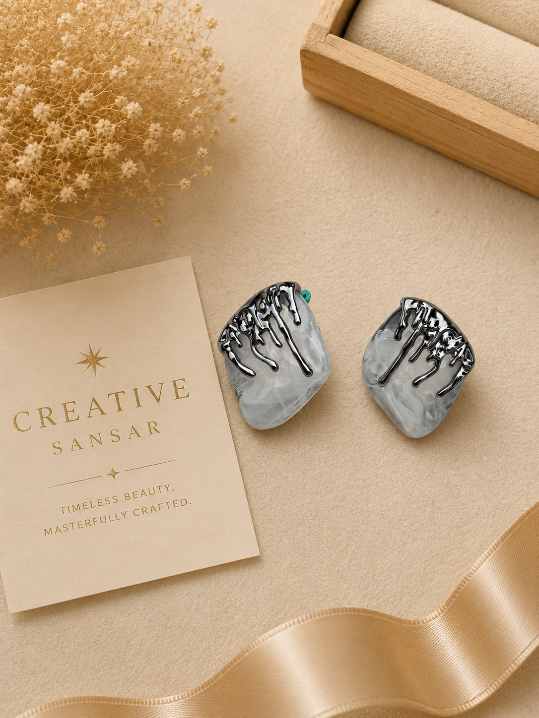 Drip Stone Stud Earrings
