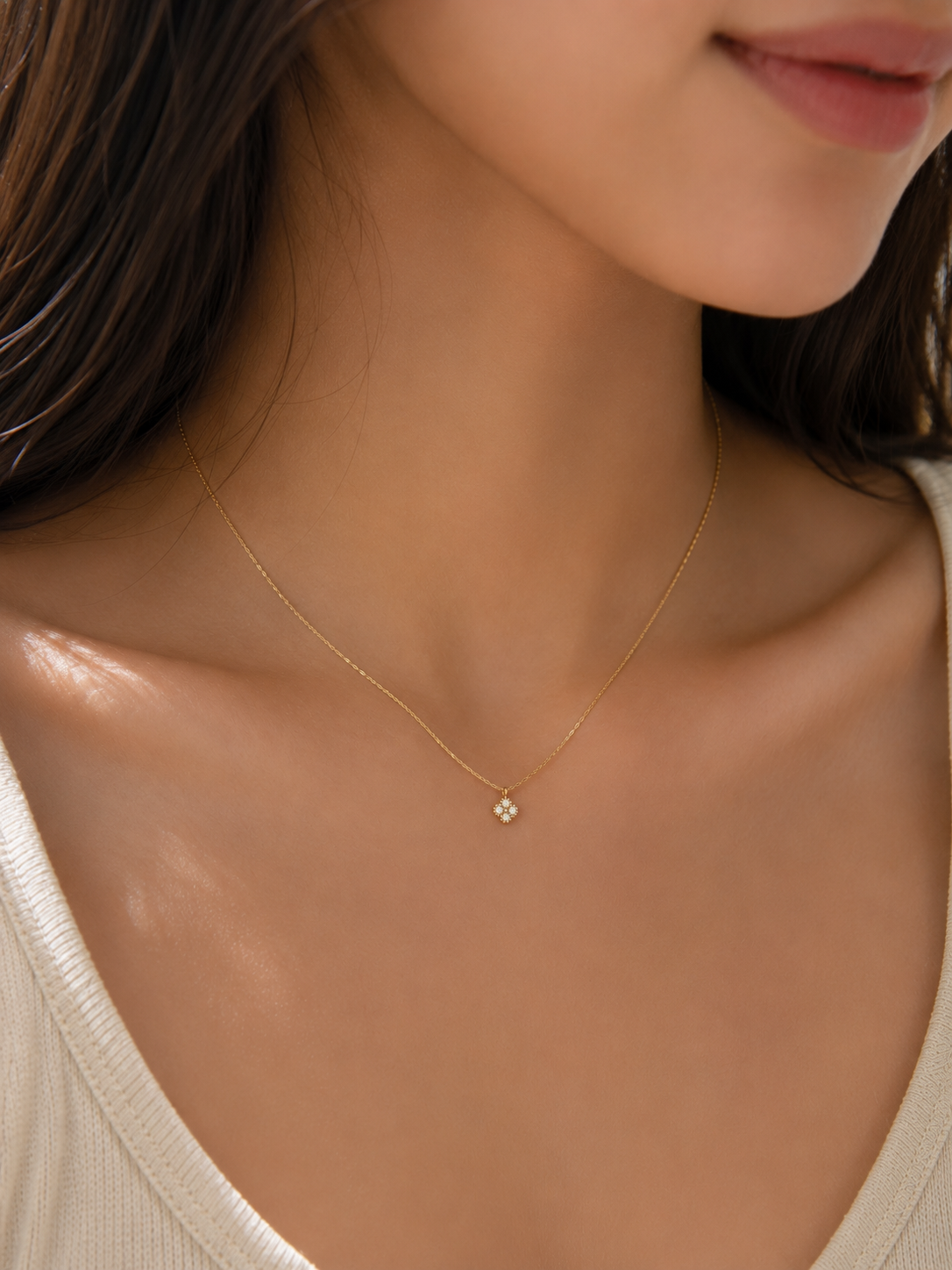 Tiny Clover Pendant Necklace