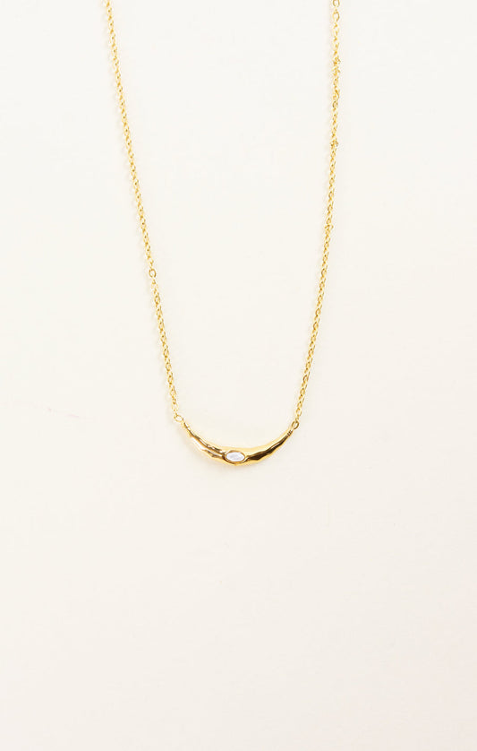 Curved Bar Pearl Necklace