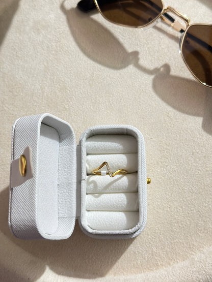 Crystal Zigzag Wave Ring
