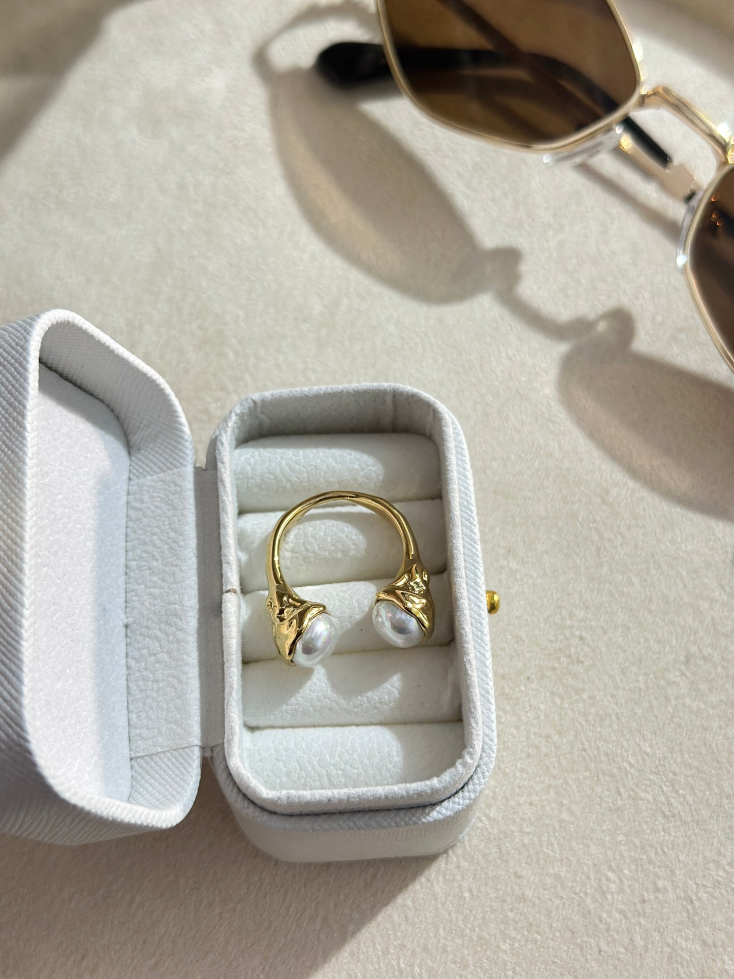 Double Pearl Ring