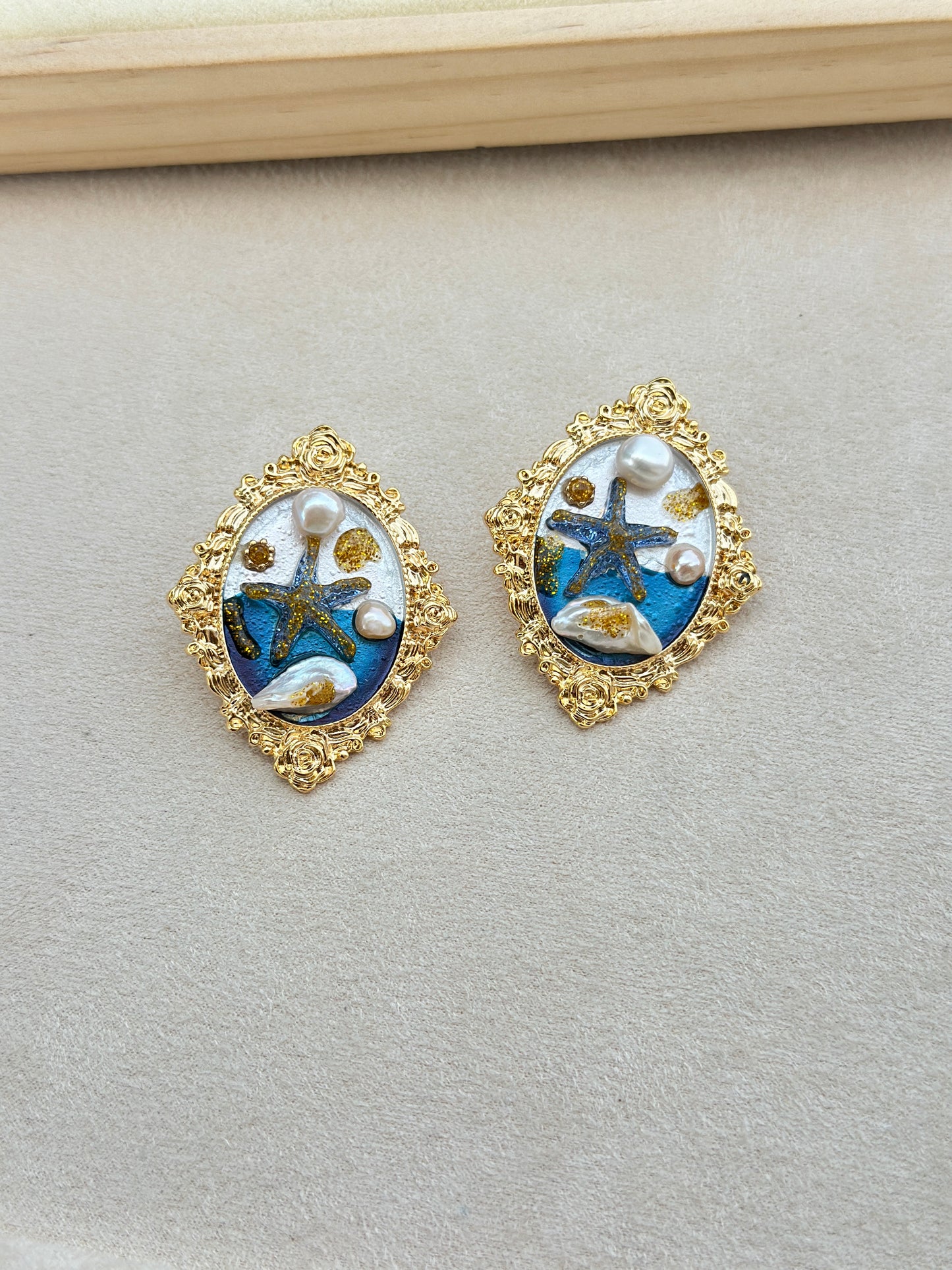 Starfish Cameo Stud Earrings