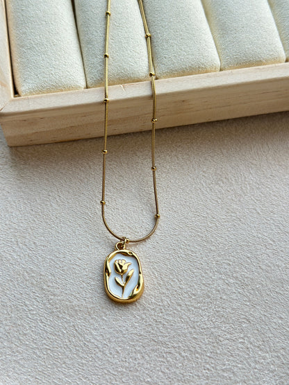 Tulip Flower Necklace