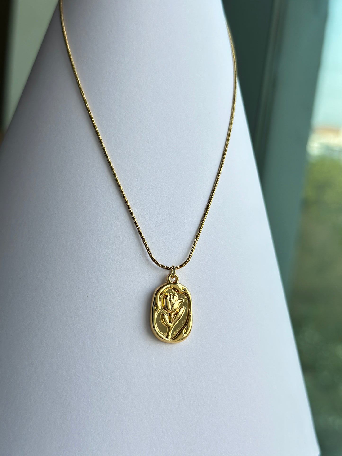 Tulip Flower Necklace