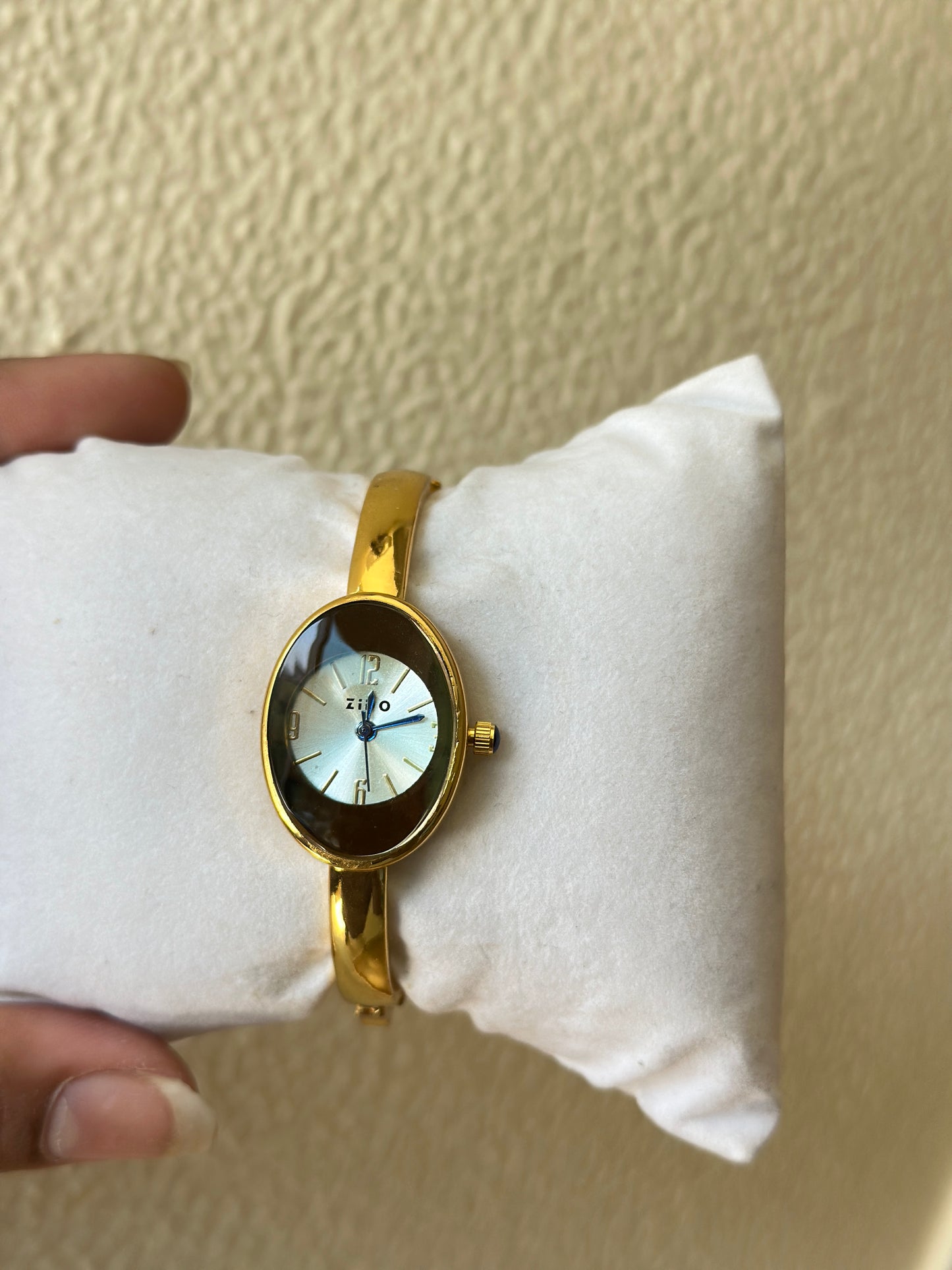 Zido Oval Gold Bangle Watch