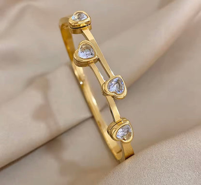 Golden Heartline Bracelet