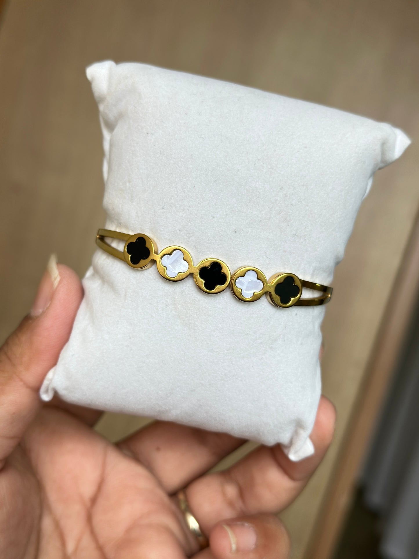 Alternating Black & White Clover Cuff Bangle