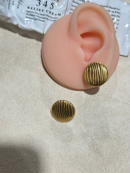 Ridged Button Stud Earrings
