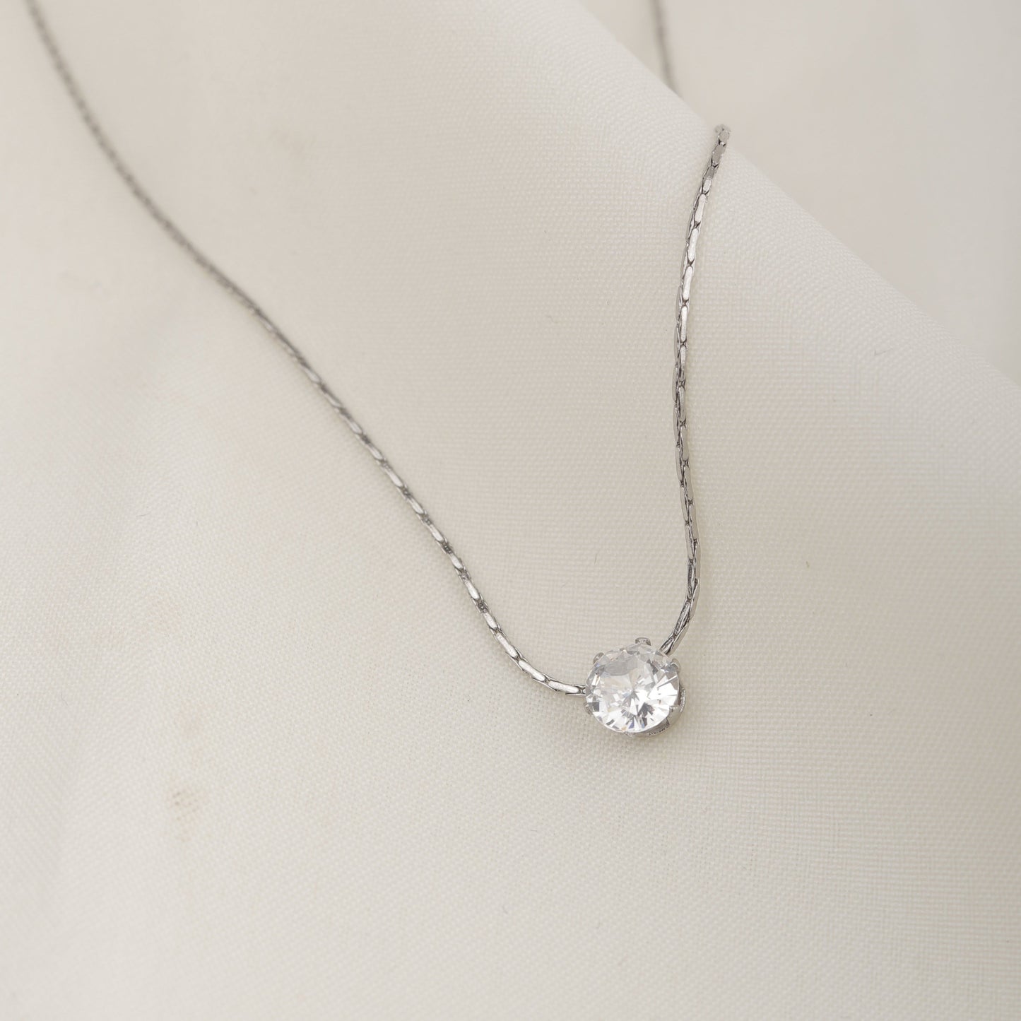 Solitaire  Pendant
