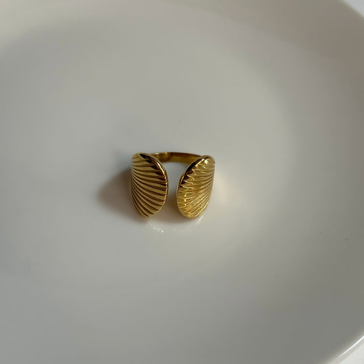 Shell Open Ring