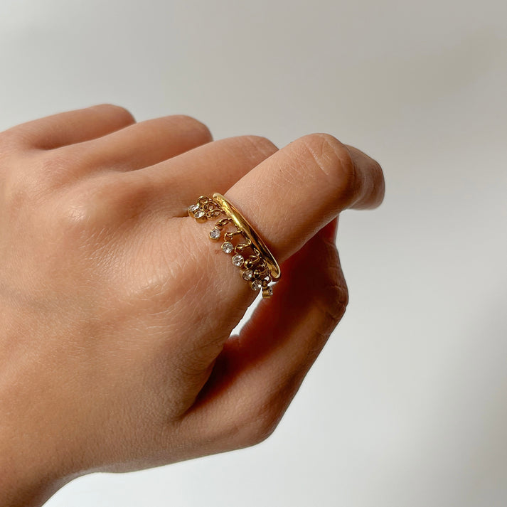Dangling Bezel Crystal Fringe Ring