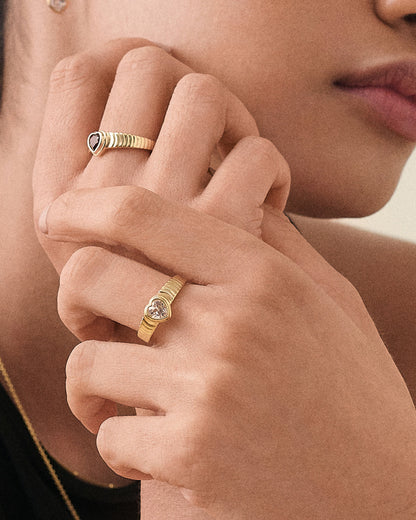 Ribbed Band Heart Bezel CZ Ring