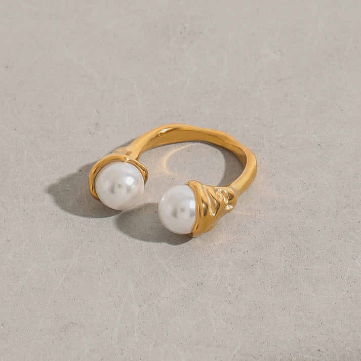 Double Pearl Ring