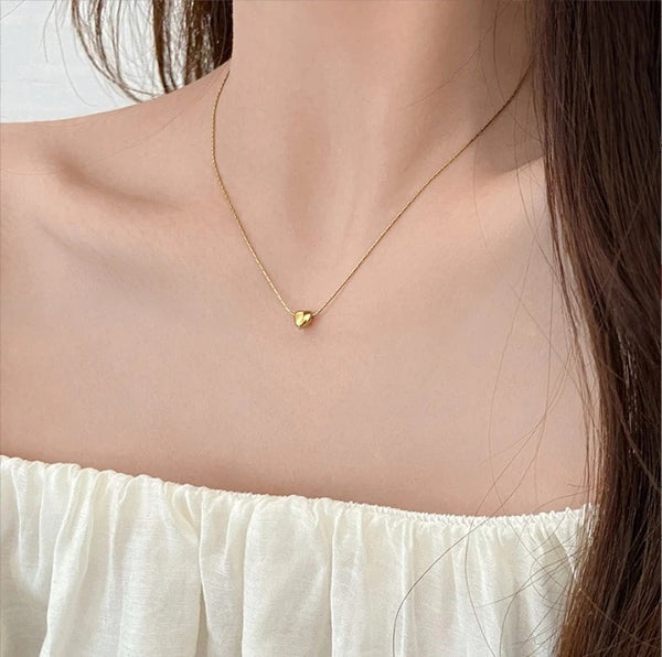 Tiny Heart Bead Necklace