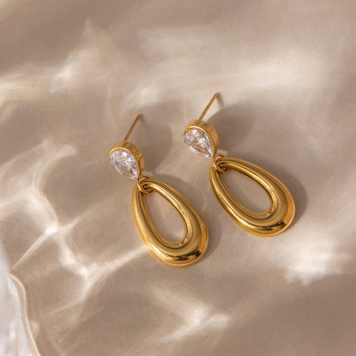 Diva Teardrop Earrings