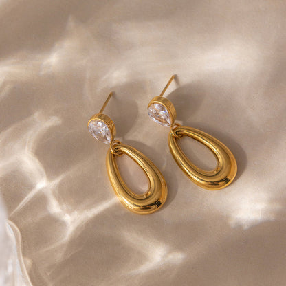 Diva Teardrop Earrings
