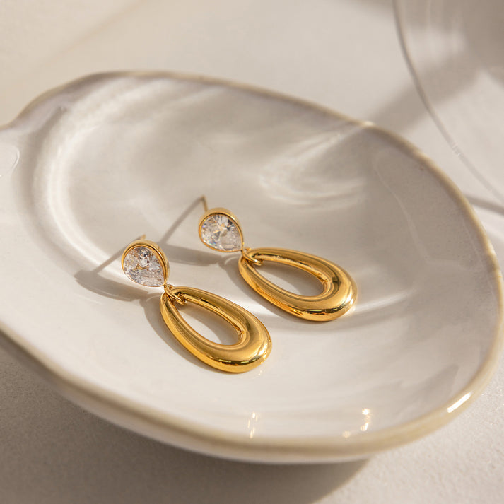 Diva Teardrop Earrings