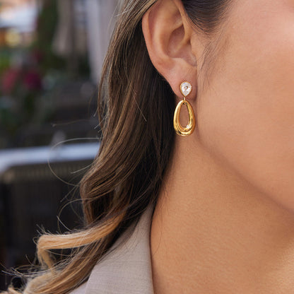 Diva Teardrop Earrings