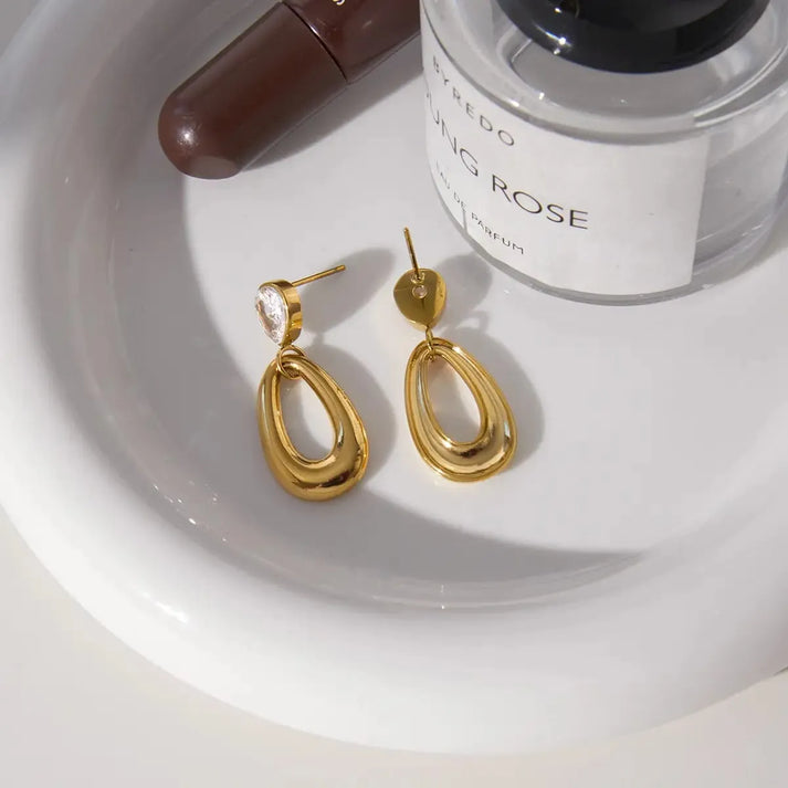 Diva Teardrop Earrings