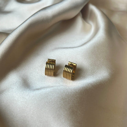 Ribbed Coil Hoop Earrings