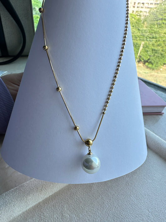 Oversized Pearl Satellite & Ball Chain Necklace