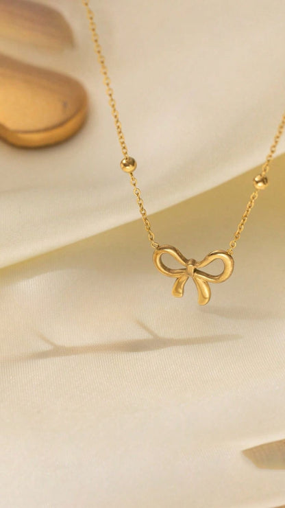 Pookie Bow Pendent